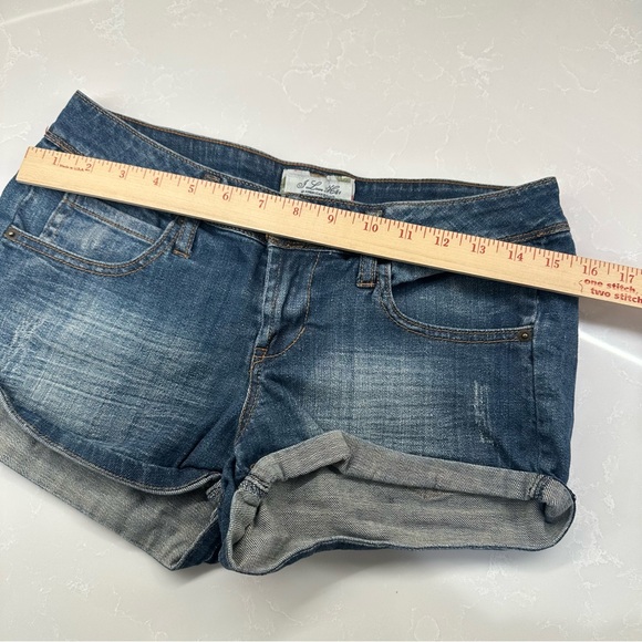 I love H81 Blue Denim Shorts with Stitch and Distressed Detail- Size: 21 - Picture 11 of 14